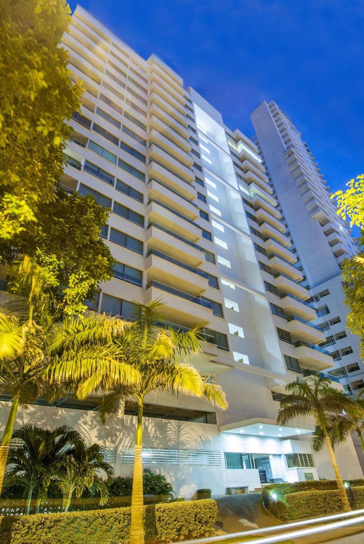 Aparthotel Travelers Orange Cartagena Esterno foto